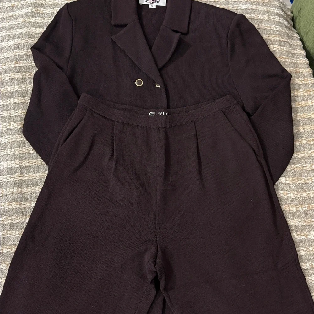 St John Dark Brown Santana Knit Women’s Double-Breasted‎ Pants Suit Size 12